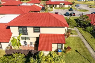 549 Hunter Cir, Kissimmee, FL 34758 - Photo 27