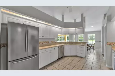 2615 Highlands Vue Parkway, Lakeland, FL 33812 - Photo 11