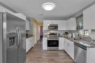 5617 8th St SE, Highland City, FL 33846 - Photo 9