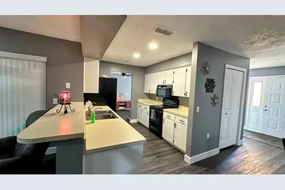 5120 Forestgreen Drive W, Lakeland, FL 33811 - Photo 11