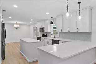 4935 Bobbie Ave, Lakeland, FL 33813 - Photo 5