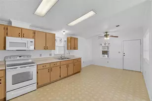 4945 Shore Line Dr, Polk City, FL 33868 - Photo 11