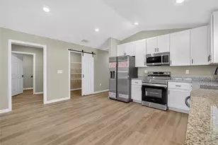 718 Seminole Ave S, Fort Meade, FL 33841 - Photo 7