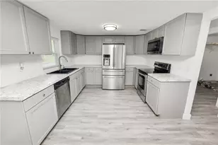 910 E Warren St, Plant City, FL 33563 - Photo 11