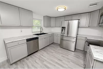 910 E Warren Street, Plant City, FL 33563 - Photo 13