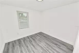 910 E Warren St, Plant City, FL 33563 - Photo 19