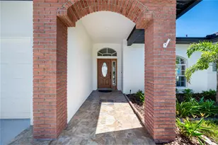 2838 Highview Bend, Lakeland, FL 33812 - Photo 5