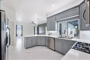 2838 Highview Bend, Lakeland, FL 33812 - Photo 19