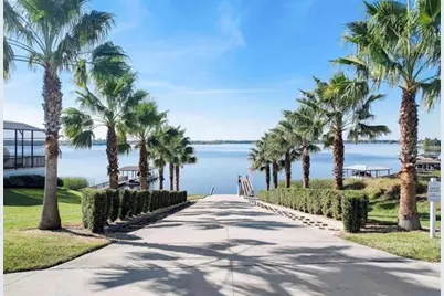 808 Waterfern Trail Drive, Auburndale, FL 33823 - Photo 13