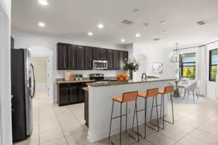 4056 Sunset Lake Dr, Lakeland, FL 33810 - Photo 7