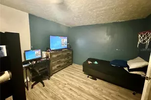 5832 Holmes Dr, Orlando, FL 32808 - Photo 9