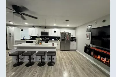 5832 Holmes Drive, Orlando, FL 32808 - Photo 3