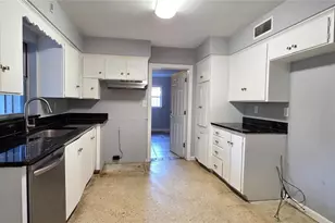 6 Golfview Cir NE, Winter Haven, FL 33881 - Photo 9