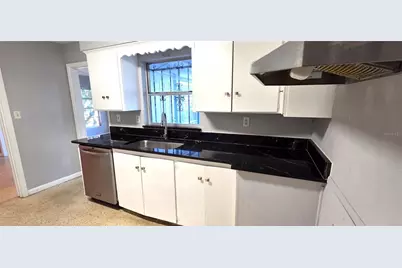 6 Golfview Circle NE, Winter Haven, FL 33881 - Photo 11