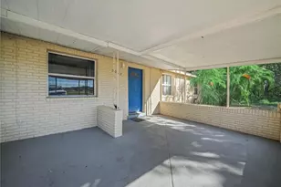 5042 Spirit Lake Rd, Winter Haven, FL 33880 - Photo 5