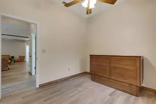 6602 Forestwood Dr W, Lakeland, FL 33811 - Photo 23