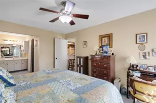 1880 N Crystal Lake Dr, Lakeland, FL 33801 - Photo 17
