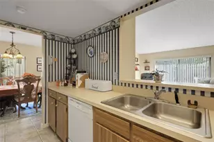 1880 N Crystal Lake Dr, Lakeland, FL 33801 - Photo 13