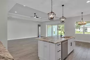 296 E Daughtery Rd, Lakeland, FL 33809 - Photo 11