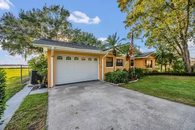 427 Longfellow Boulevard, Lakeland, FL 33801 - Photo 3