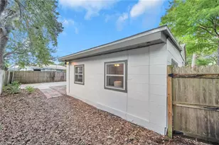 8100 5th St N, Saint Petersburg, FL 33702 - Photo 49