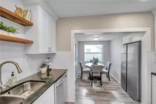 8100 5th St N, Saint Petersburg, FL 33702 - Photo 17