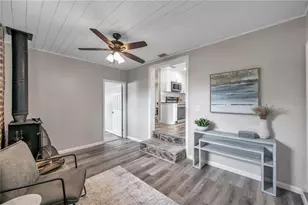 8100 5th St N, Saint Petersburg, FL 33702 - Photo 11