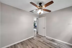 8100 5th St N, Saint Petersburg, FL 33702 - Photo 43