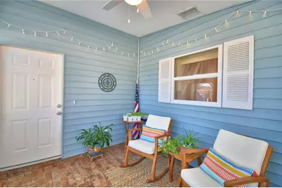 4823 Colonnades Circle W, Lakeland, FL 33811 - Photo 9