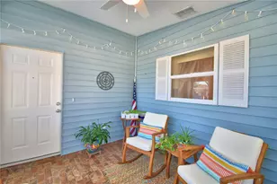 4823 Colonnades Cir W, Lakeland, FL 33811 - Photo 9