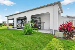 743 Teaberry Trail, Polk City, FL 33868 - Photo 5