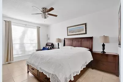 9481 Highland Oak Drive #702, Tampa, FL 33647 - Photo 15