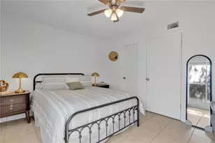 9481 Highland Oak Dr, Tampa, FL 33647 - Photo 13