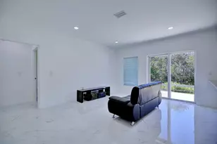 827 Renault Ave, Sebring, FL 33872 - Photo 7