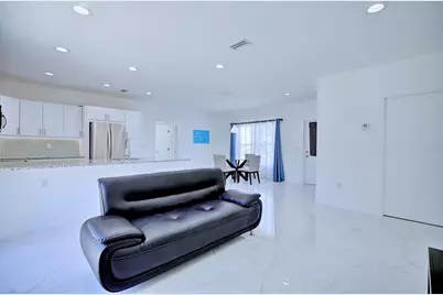 827 Renault Avenue, Sebring, FL 33872 - Photo 9