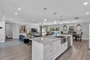 5238 Upland Pl, Lakeland, FL 33813 - Photo 9