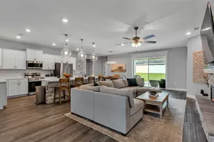 6799 Treymont Dr, Lakeland, FL 33813 - Photo 11