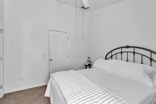 8468 Adele Rd, Lakeland, FL 33810 - Photo 17