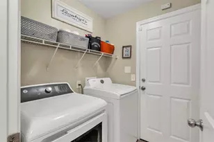 8468 Adele Rd, Lakeland, FL 33810 - Photo 15