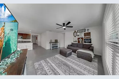 3281 Silver Date Drive, Wimauma, FL 33598 - Photo 9