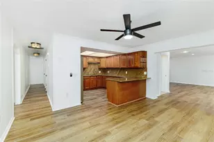 3415 Peacock Ln, Mulberry, FL 33860 - Photo 9