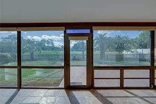 16404 Ashwood Dr, Tampa, FL 33624 - Photo 17