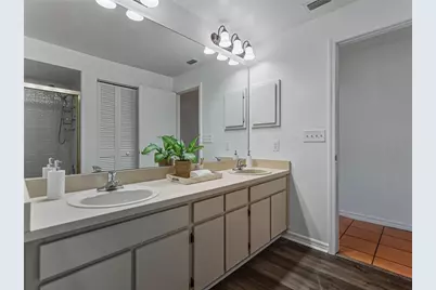 16404 Ashwood Drive, Tampa, FL 33624 - Photo 37