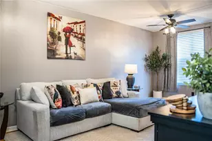 6562 Osprey Lake Cir, Riverview, FL 33578 - Photo 7