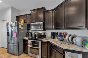 2574 Highlands Creek Way, Lakeland, FL 33813 - Photo 23