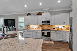 7898 Lake James Blvd, Lakeland, FL 33810 - Photo 13