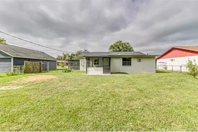 2405 Delrose Drive E, Lakeland, FL 33805 - Photo 23