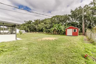 2405 Delrose Dr E, Lakeland, FL 33805 - Photo 21