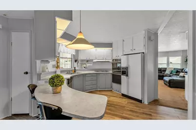 811 Elizabeth Lane, Lakeland, FL 33809 - Photo 7