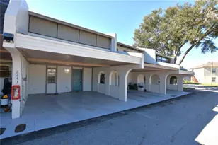 2241 9th St SE, Winter Haven, FL 33880 - Photo 3